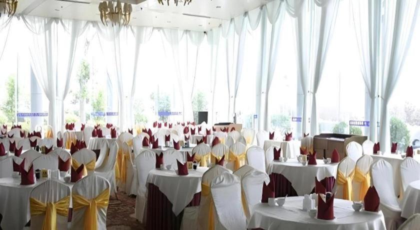 Zhengzhou Airport Hotel Exterior foto